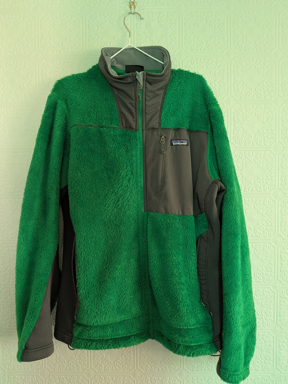 Patagonia R1 Green and Gray Men's Fleece Performance Jacket